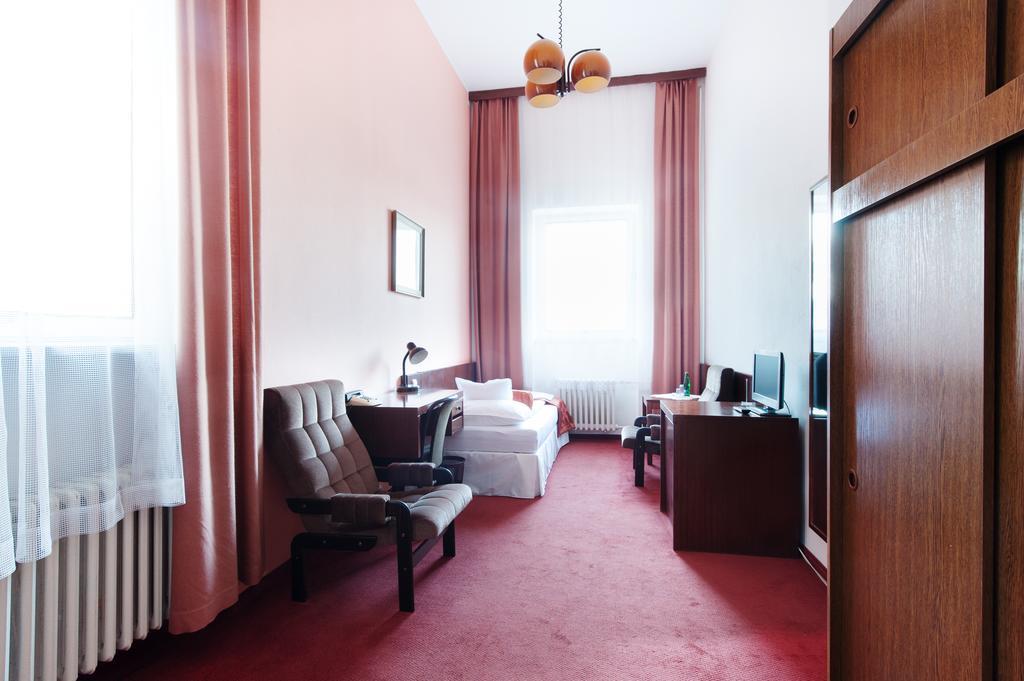 Hotel Slavia Brno Esterno foto