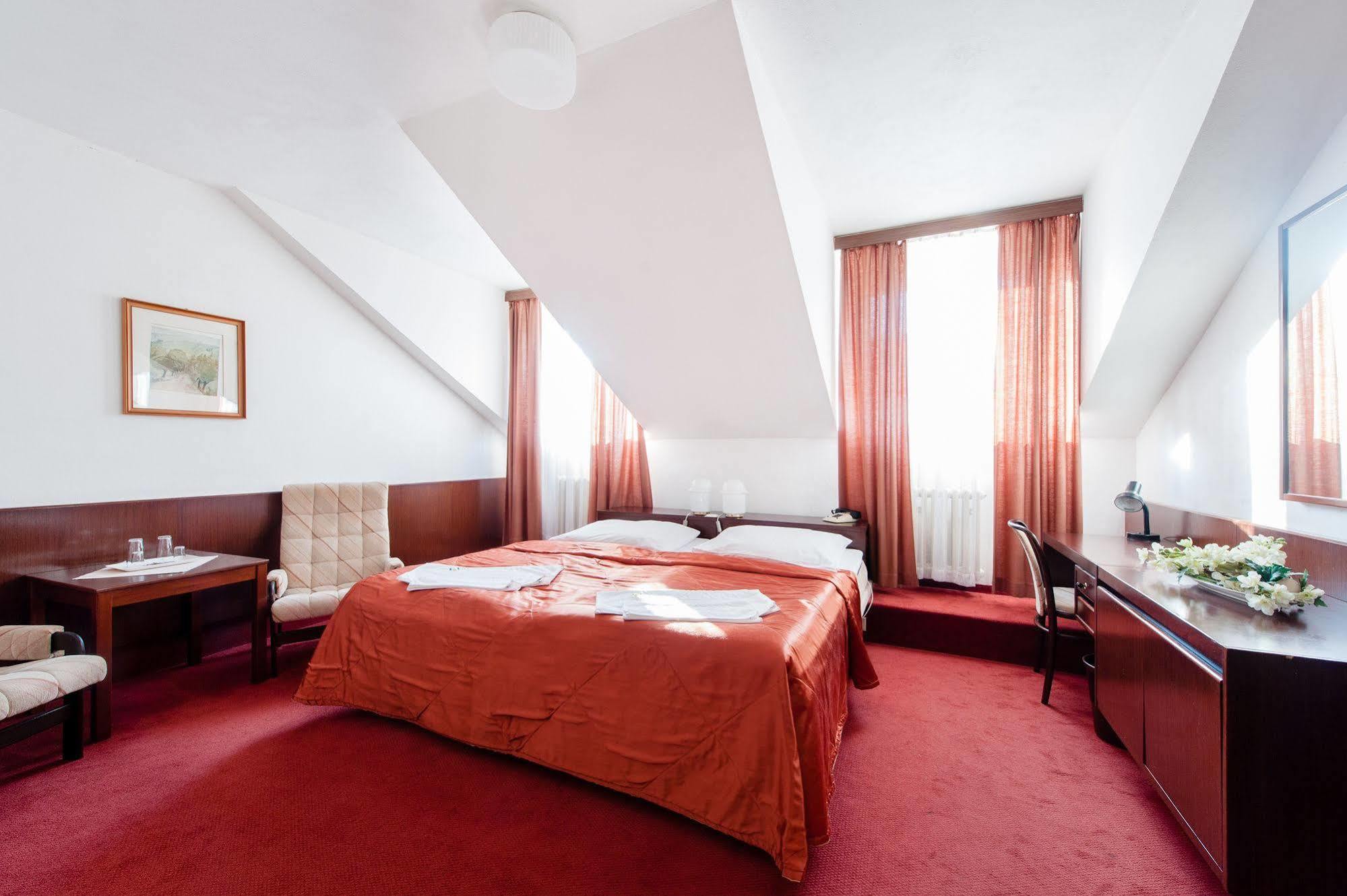 Hotel Slavia Brno Esterno foto