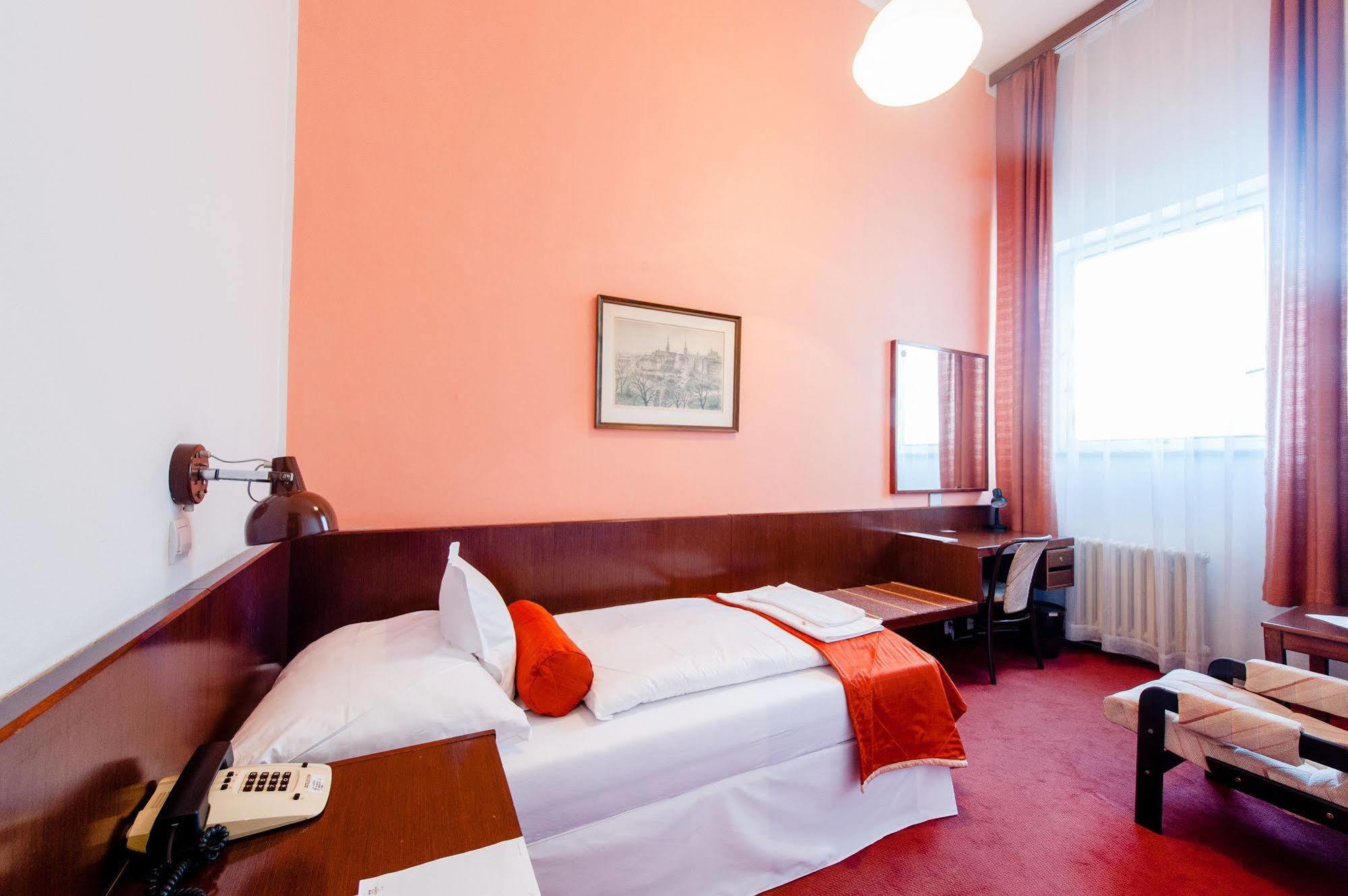 Hotel Slavia Brno Esterno foto